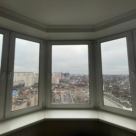 View Apartments, 22 Floor With 2 Rooms Kijev Kültér fotó